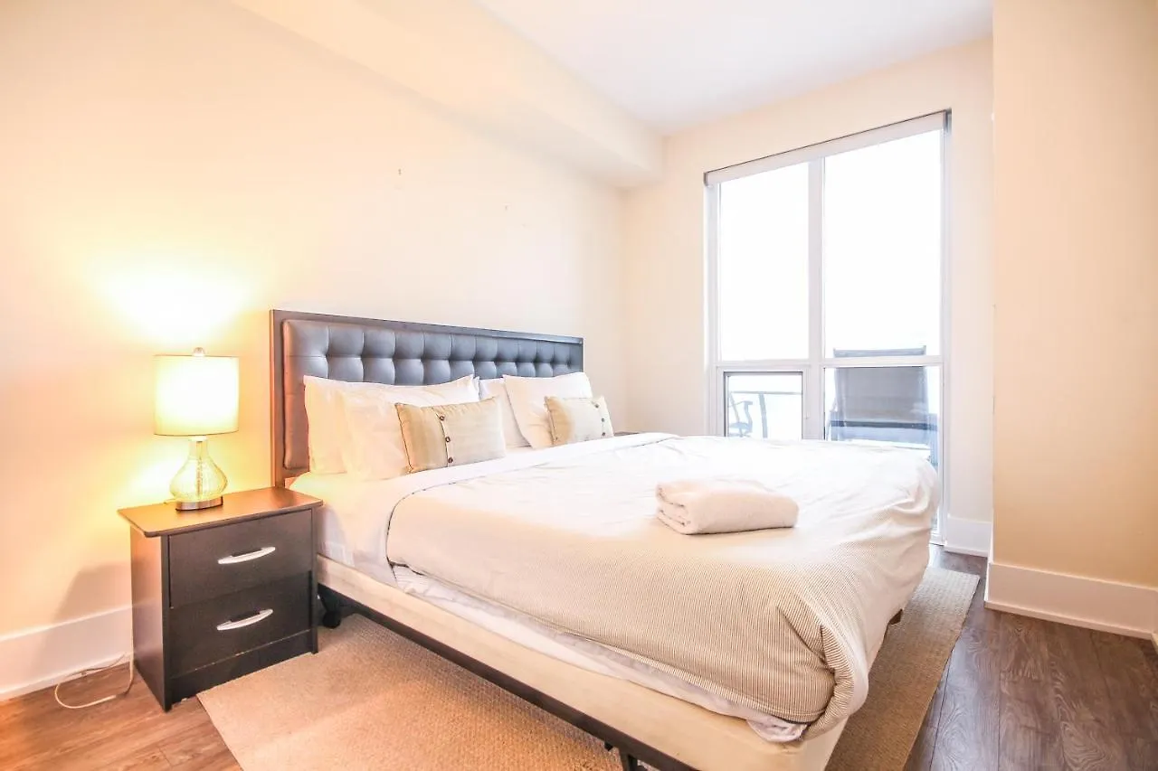 Sarkar Suites - Cn Tower, Mtcc, Rogers Centre Toronto Canada